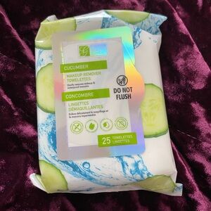 Cucumber Makeup Remover Towelettes